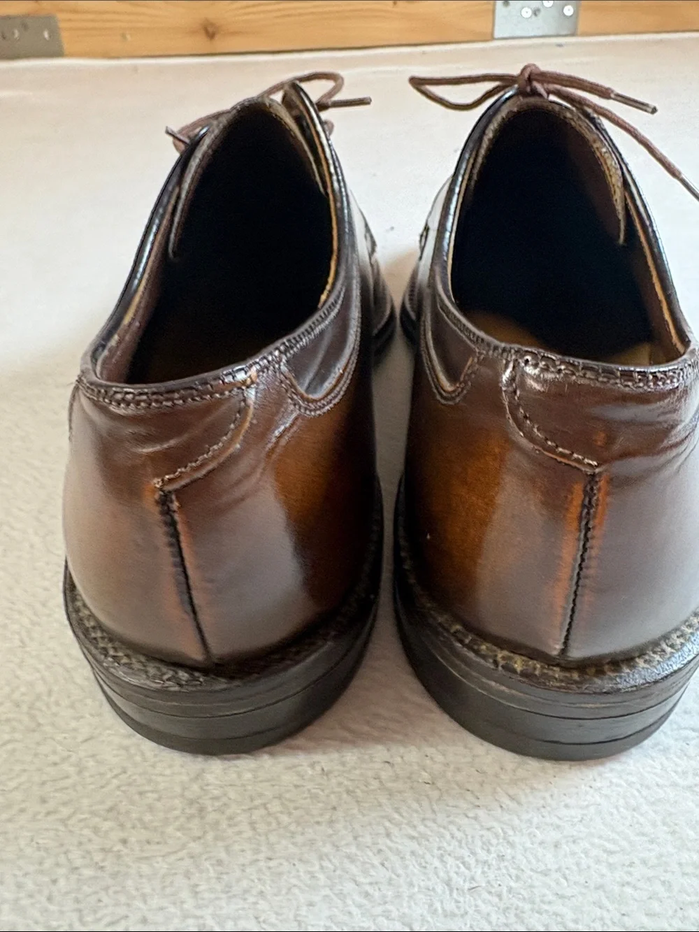Johnston & Murphy Men's Dark Brown Leather Lace-Up Oxfords